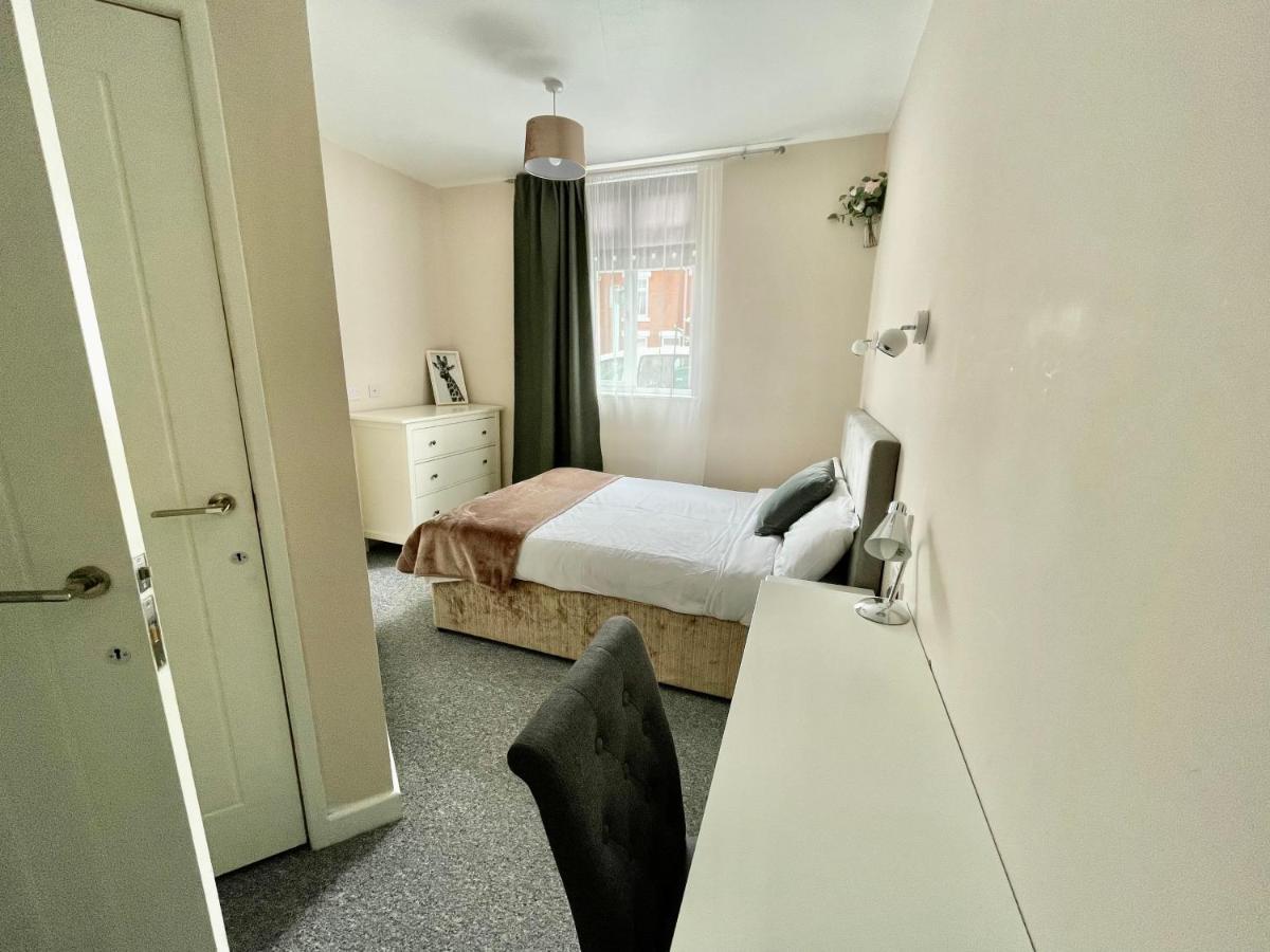 The Corner House - Modern Chesterfield Town Centre Apartments 外观 照片
