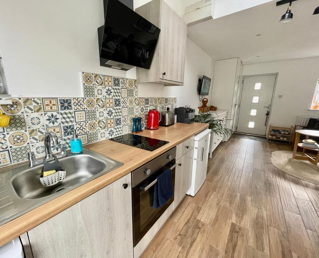 The Corner House - Modern Chesterfield Town Centre Apartments 外观 照片